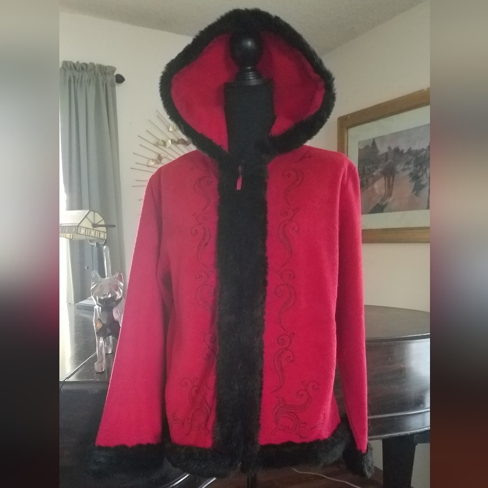 ZIPUP FAUX FUR TRIMMED HOODED TOP